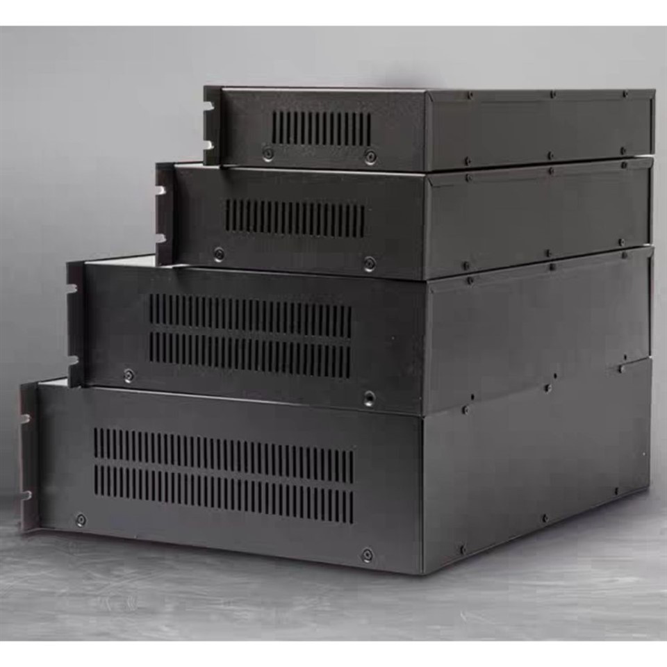 Chassis tas-Server imkessaħ bl-ilma